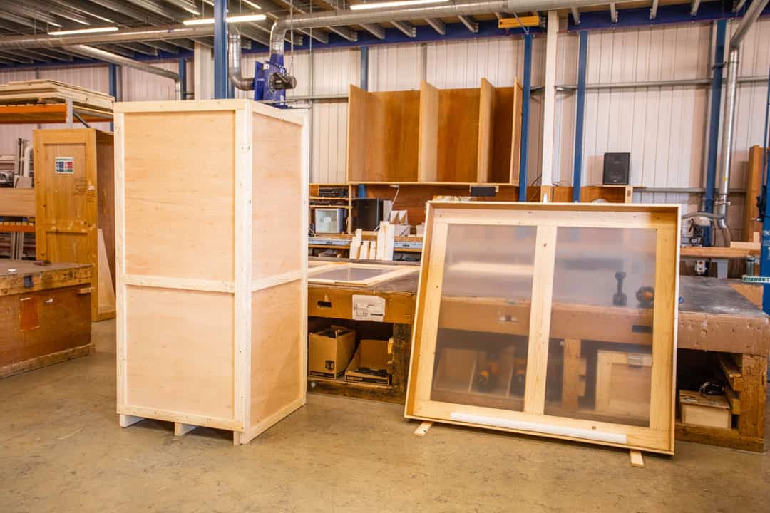 Packing service casing